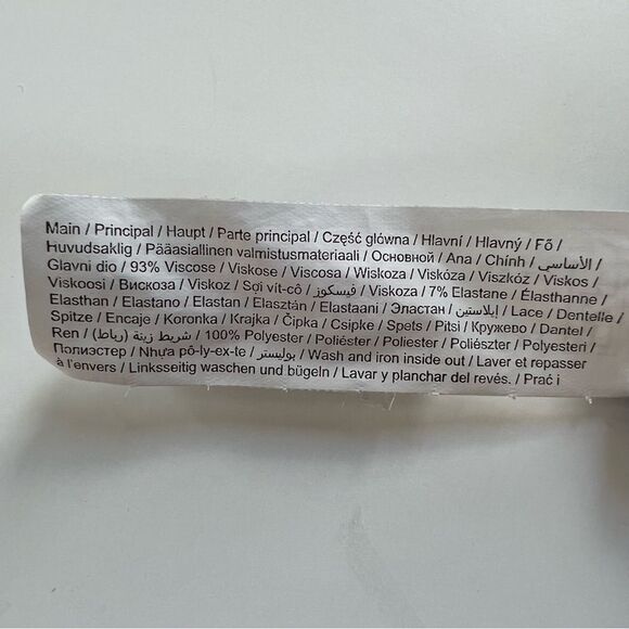 F&F Black Lace V Neck Short Sleeve Slip Over Blouse Size 8 - Picture 10 of 10